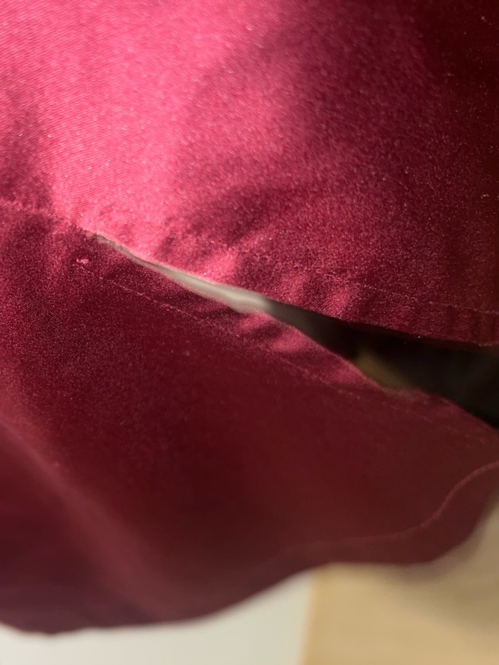 VICTORIA'S SECRET Signature Satin Short Robe - Picture 5 of 6